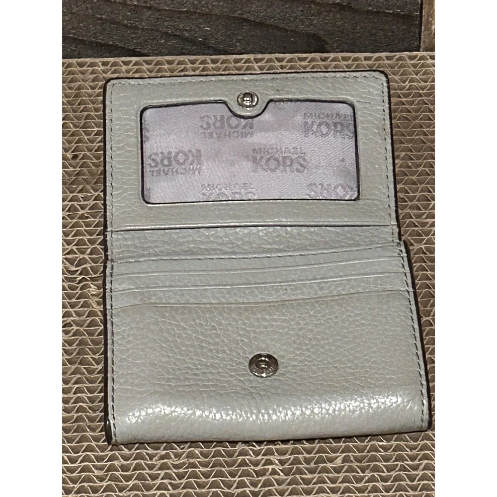 Michael Kors Gray Carryall Leather Small Foldover‎ Wallet
